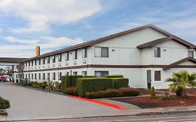 Super 8 By Wyndham Arcata